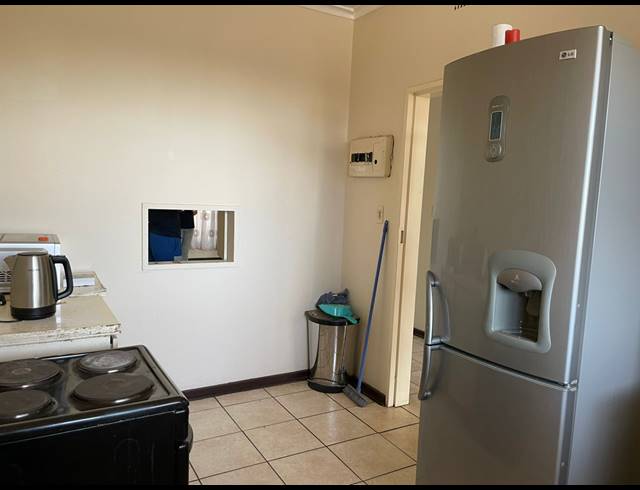 2 BEDROOM APARTMENT RENTED IN VANDERBIJLPARK CW 2